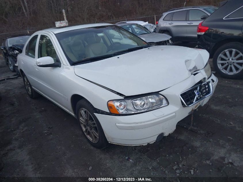 2007 Volvo S60 2.5T VIN: YV1RH592372625440 Lot: 38260204