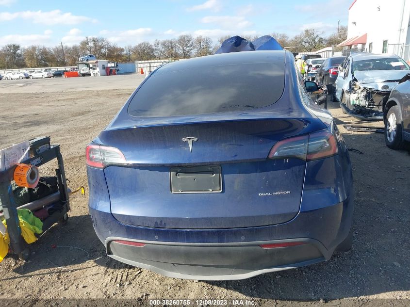 2022 Tesla Model Y Long Range Dual Motor All-Wheel Drive VIN: 7SAYGAEE9NF469253 Lot: 38260755