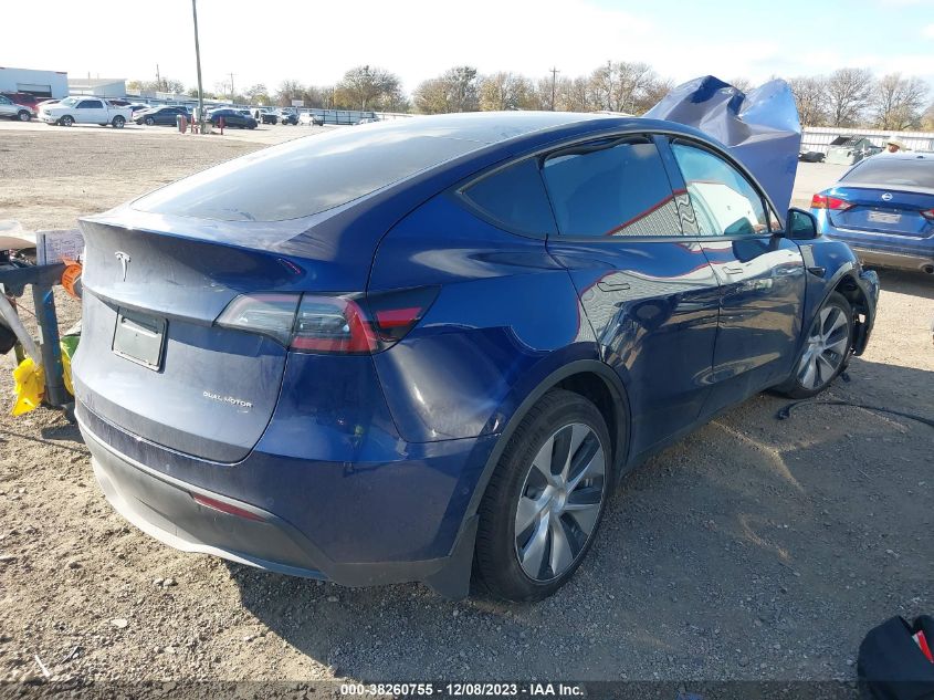 2022 Tesla Model Y Long Range Dual Motor All-Wheel Drive VIN: 7SAYGAEE9NF469253 Lot: 38260755