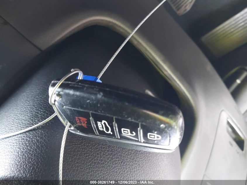 2015 Hyundai Genesis 5.0L VIN: KMHGN4JF6FU043913 Lot: 38261749