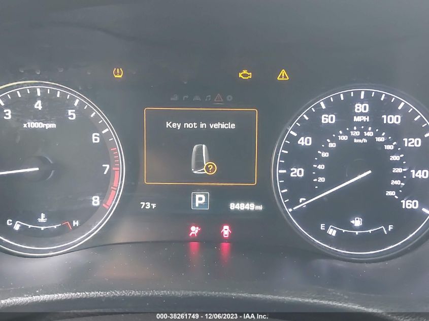 2015 Hyundai Genesis 5.0L VIN: KMHGN4JF6FU043913 Lot: 38261749