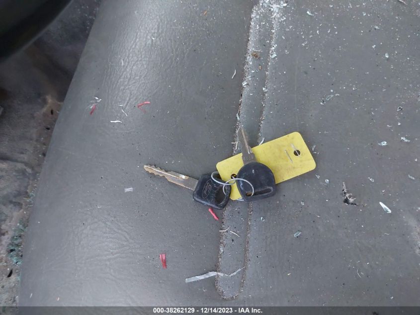 2002 Ford Super Duty F-350 Drw Lariat/Xl/Xlt VIN: 1FDWW36F52EC19575 Lot: 38262129