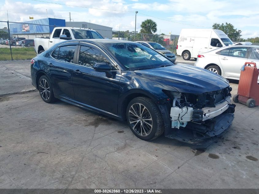 4T1B11HK7JU580774 2018 Toyota Camry Se