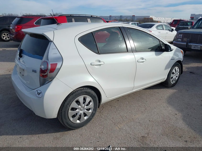 2014 Toyota Prius C One VIN: JTDKDTB35E1575105 Lot: 38264282