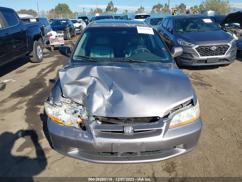 2000 Honda Accord 3.0 Ex VIN: 1HGCG1659YA043695 Lot: 38265116
