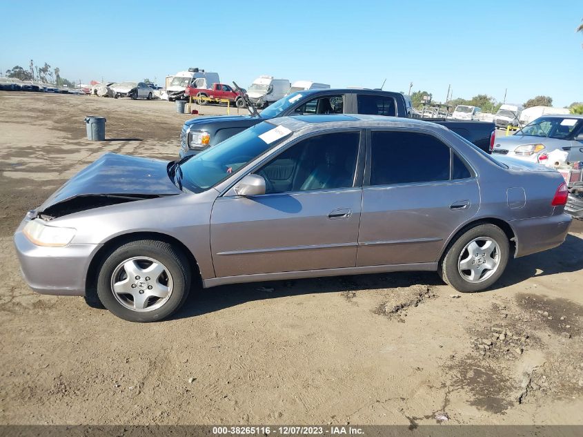 2000 Honda Accord 3.0 Ex VIN: 1HGCG1659YA043695 Lot: 38265116