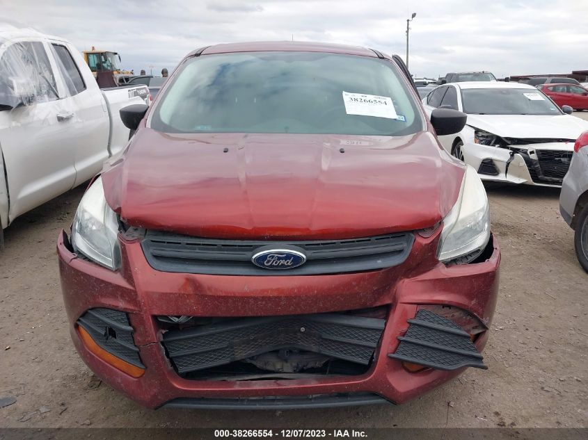 2015 Ford Escape S VIN: 1FMCU0F71FUB29366 Lot: 38266554