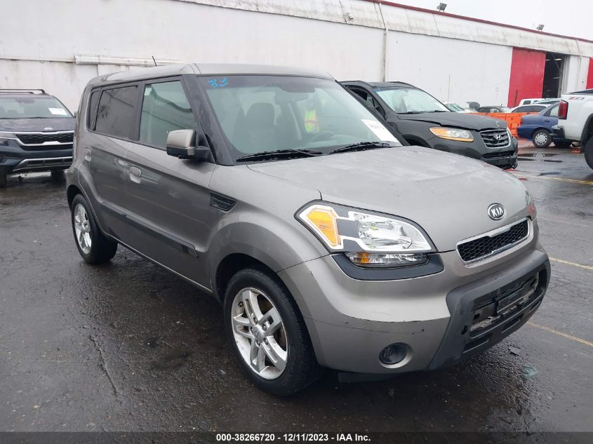 2010 Kia Soul + VIN: KNDJT2A26A7172369 Lot: 38266720