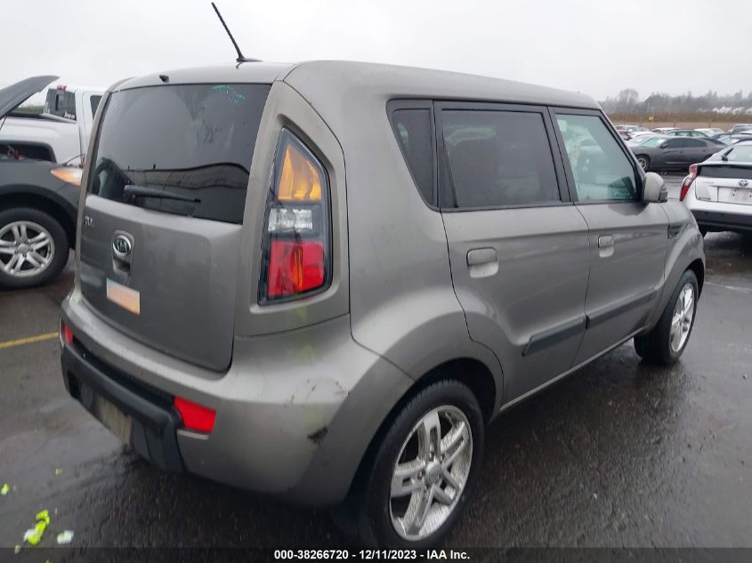 2010 Kia Soul + VIN: KNDJT2A26A7172369 Lot: 38266720