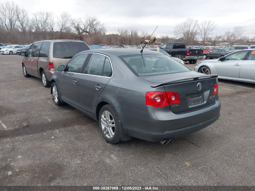 2007 Volkswagen Jetta Wolfsburg Edition VIN: 3VWEF71K17M202072 Lot: 38267069