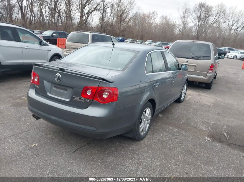 2007 Volkswagen Jetta Wolfsburg Edition VIN: 3VWEF71K17M202072 Lot: 38267069