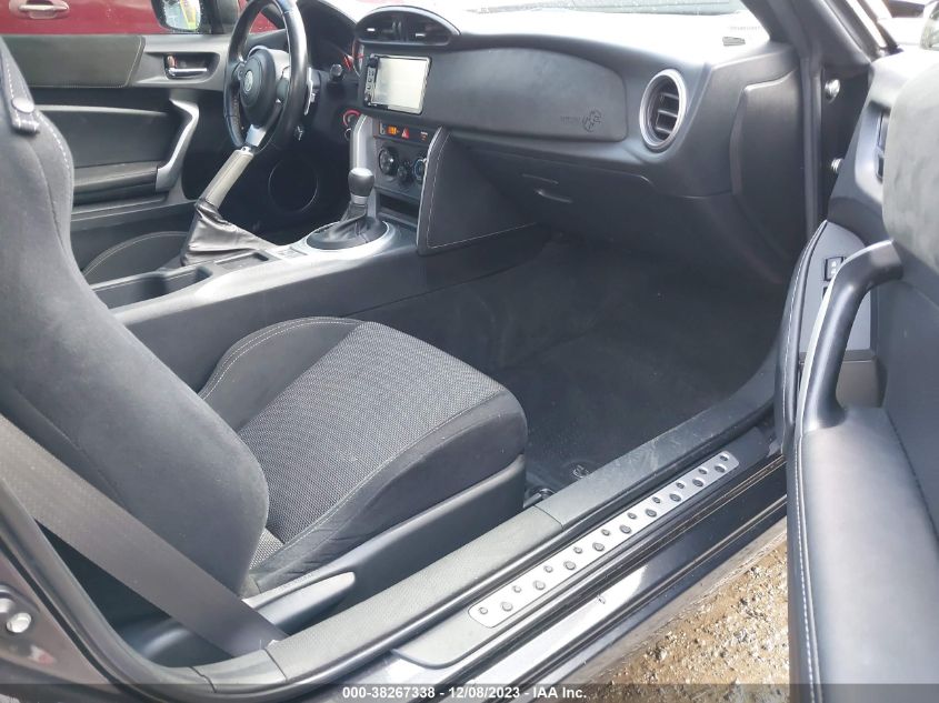 2017 Toyota 86 VIN: JF1ZNAA19H8710572 Lot: 38267338