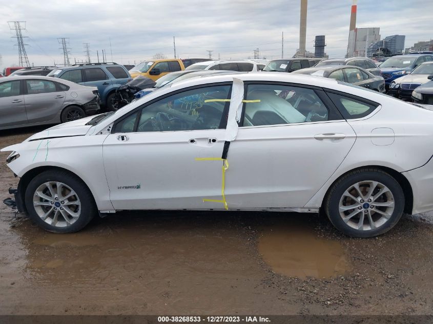 2019 Ford Fusion Hybrid Se VIN: 3FA6P0LU2KR100761 Lot: 38268533