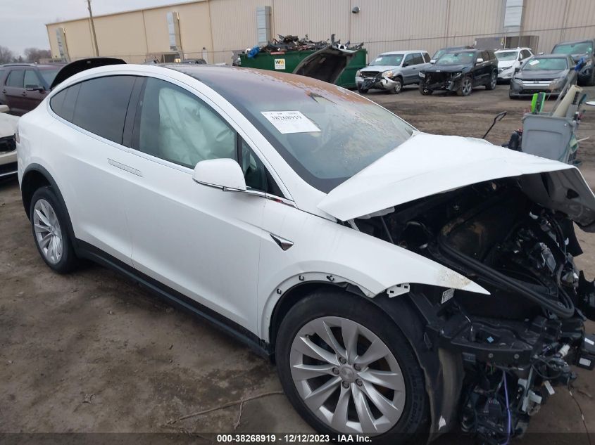 2021 Tesla Model X VIN: 5YJXCDE24MF320372 Lot: 38268919