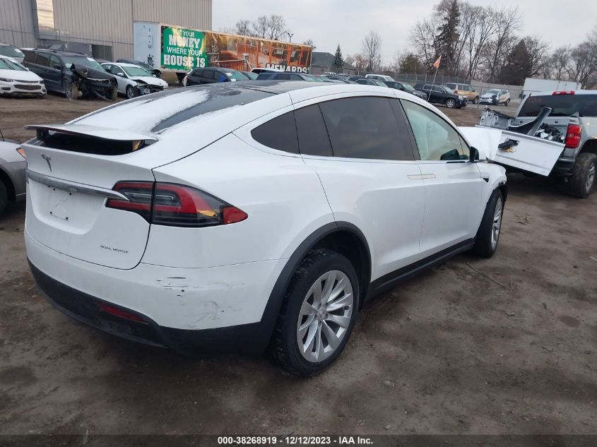 2021 Tesla Model X VIN: 5YJXCDE24MF320372 Lot: 38268919