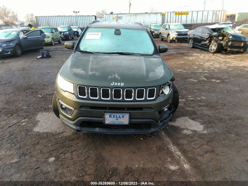 3C4NJDBB6JT307637 2018 Jeep Compass Latitude