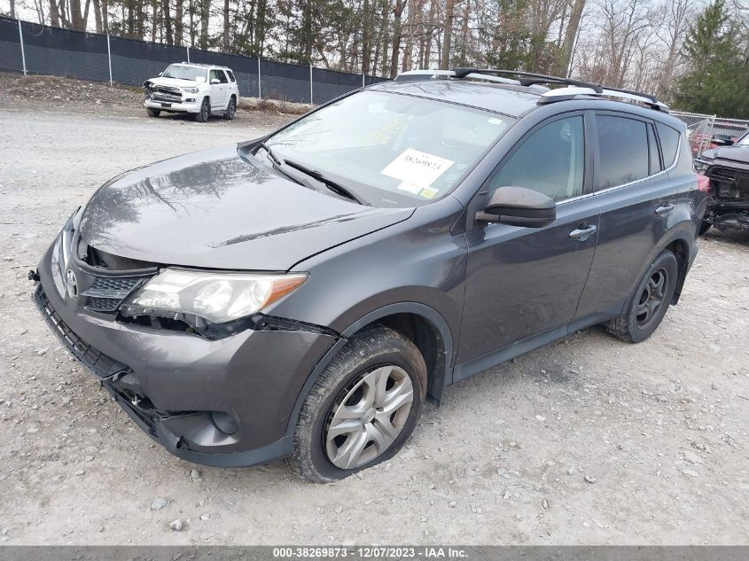 2T3BFREV9FW355317 2015 Toyota Rav4 Le