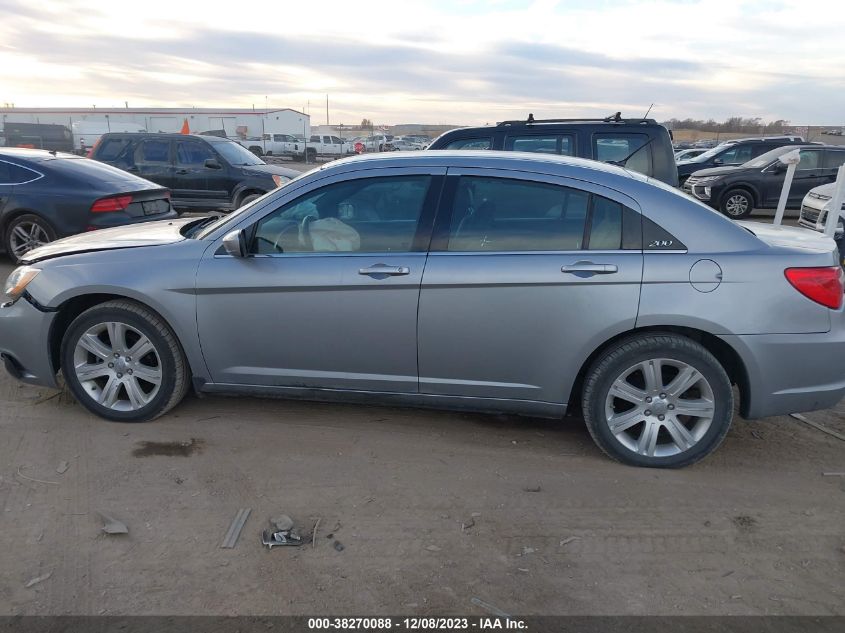 2013 Chrysler 200 Lx VIN: 1C3CCBAB0DN670645 Lot: 38270088