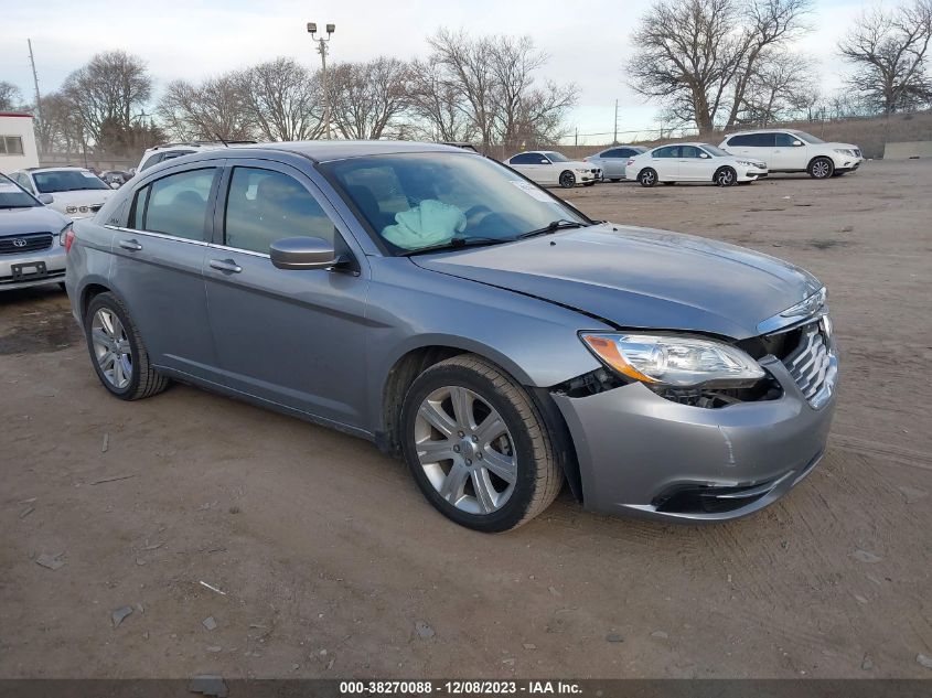 2013 Chrysler 200 Lx VIN: 1C3CCBAB0DN670645 Lot: 38270088