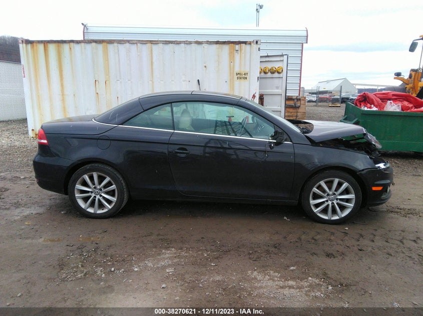 2015 Volkswagen Eos Komfort Edition VIN: WVWBW8AH6FV000574 Lot: 38270621