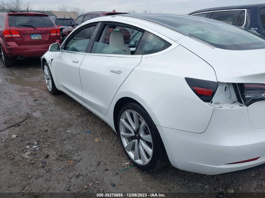 2019 Tesla Model 3 Long Range/Performance VIN: 5YJ3E1EBXKF437832 Lot: 38270685