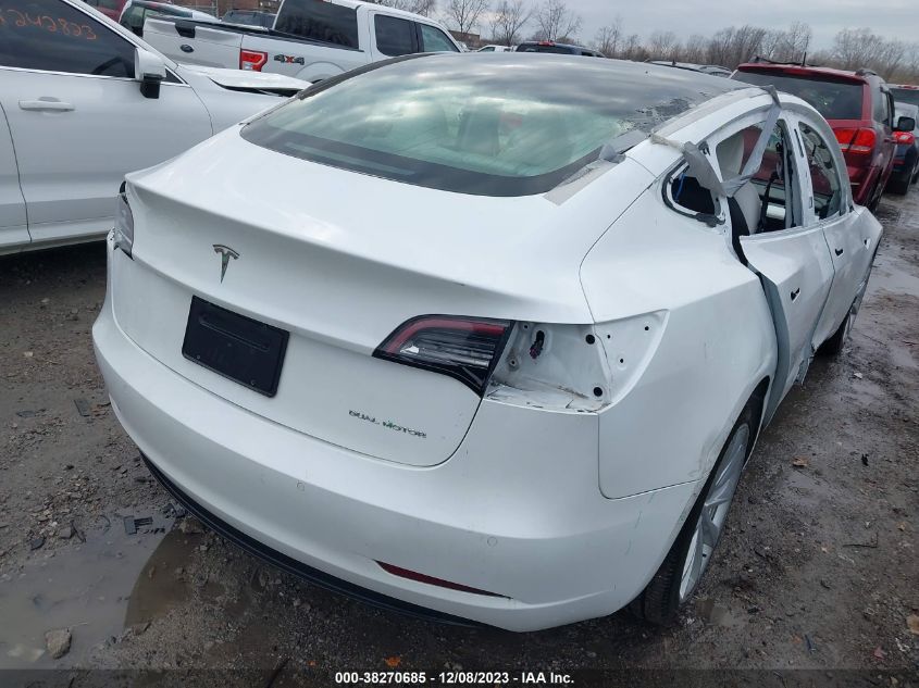 2019 Tesla Model 3 Long Range/Performance VIN: 5YJ3E1EBXKF437832 Lot: 38270685