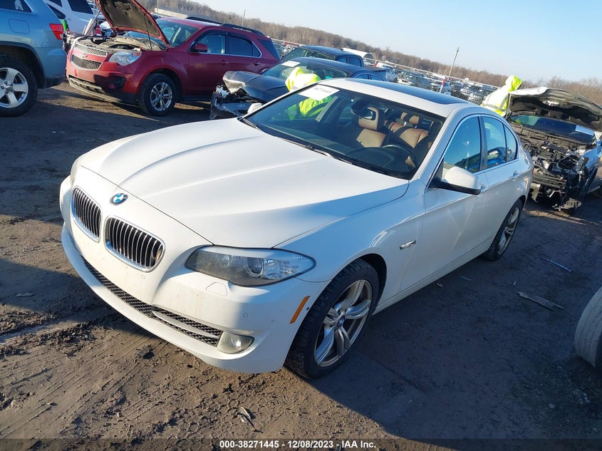 2013 BMW 528I XDRIVE WBAXH5C54DD110413