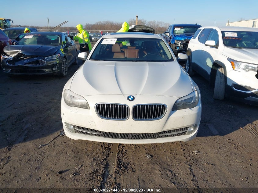 2013 BMW 528I XDRIVE WBAXH5C54DD110413