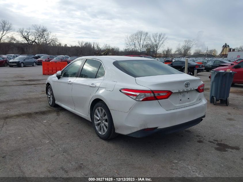 2018 Toyota Camry Le VIN: JTNB11HK7J3031341 Lot: 38271628