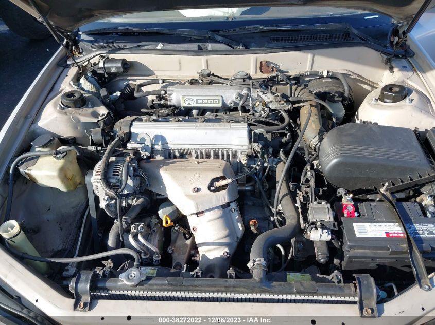 1995 Toyota Camry Le VIN: 4T1SK12C2SU505514 Lot: 38272022