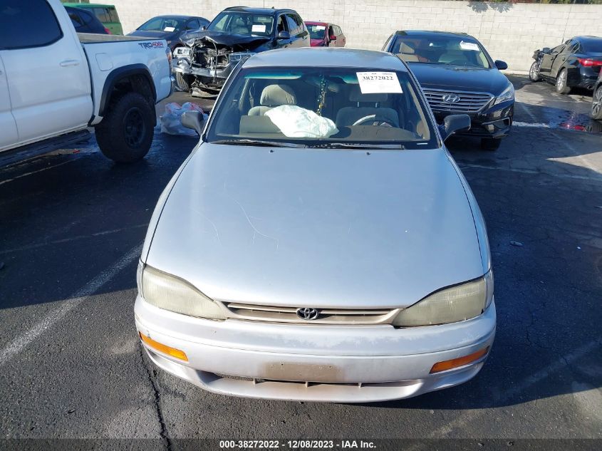 1995 Toyota Camry Le VIN: 4T1SK12C2SU505514 Lot: 38272022