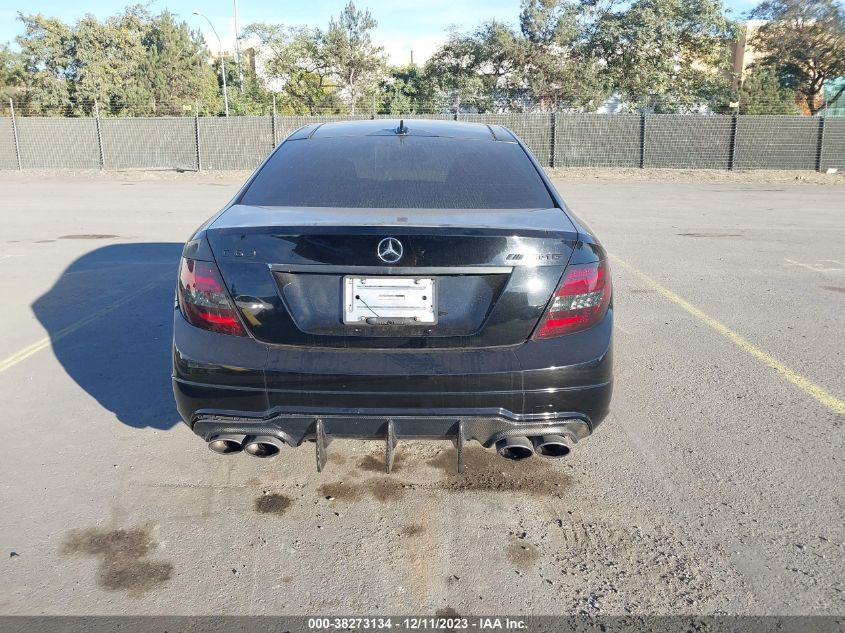 2012 Mercedes-Benz C-Class C 63 Amg VIN: WDDGJ7HB3CF922084 Lot: 38273134