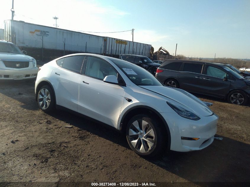 2021 Tesla Model Y Long Range VIN: 5YJYGDEE3MF140402 Lot: 38273408