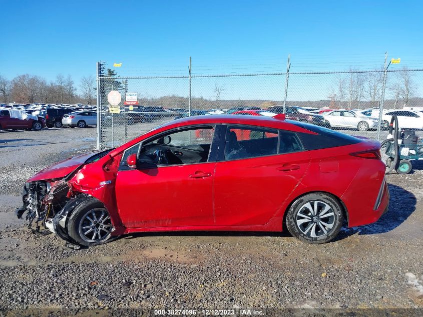 2018 Toyota Prius Prime Premium VIN: JTDKARFP6J3077258 Lot: 38274096