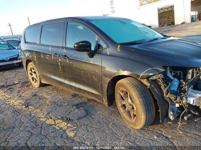 2020 Chrysler Pacifica Touring VIN: 2C4RC1FG3LR126548 Lot: 38275178