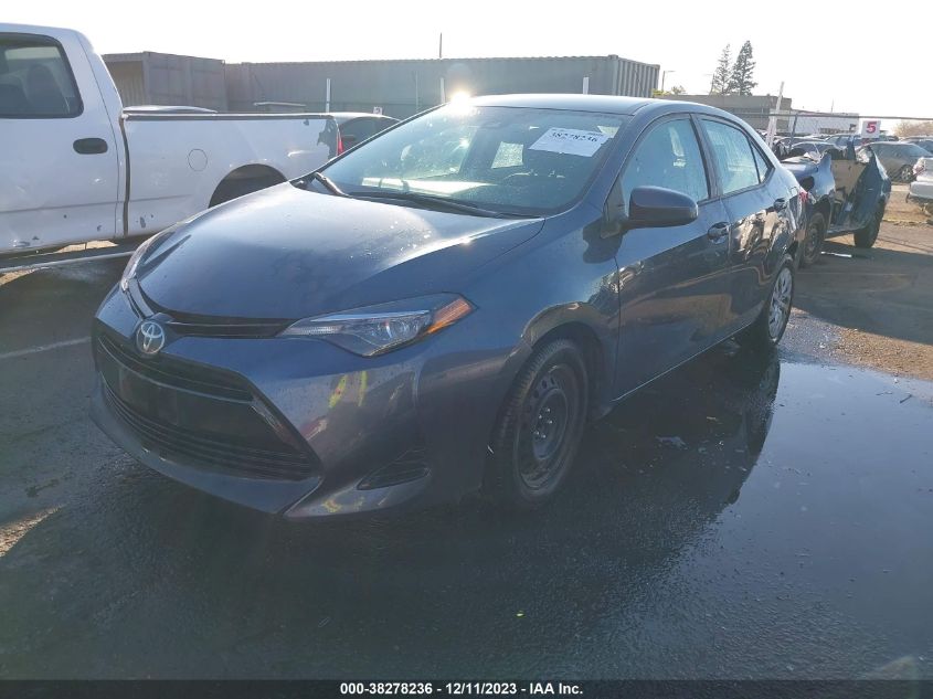 2T1BURHE2JC121606 2018 Toyota Corolla Le