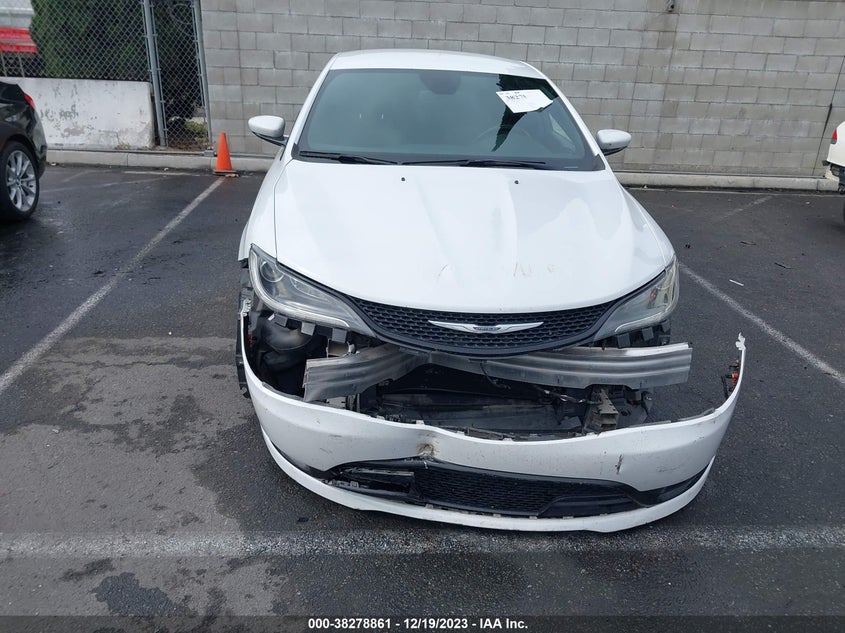 2015 Chrysler 200 S VIN: 1C3CCCBG9FN585791 Lot: 38278861