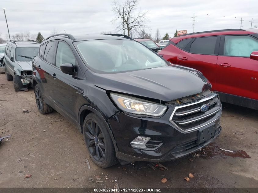 2017 Ford Escape Se VIN: 1FMCU0GD0HUE87582 Lot: 38279410