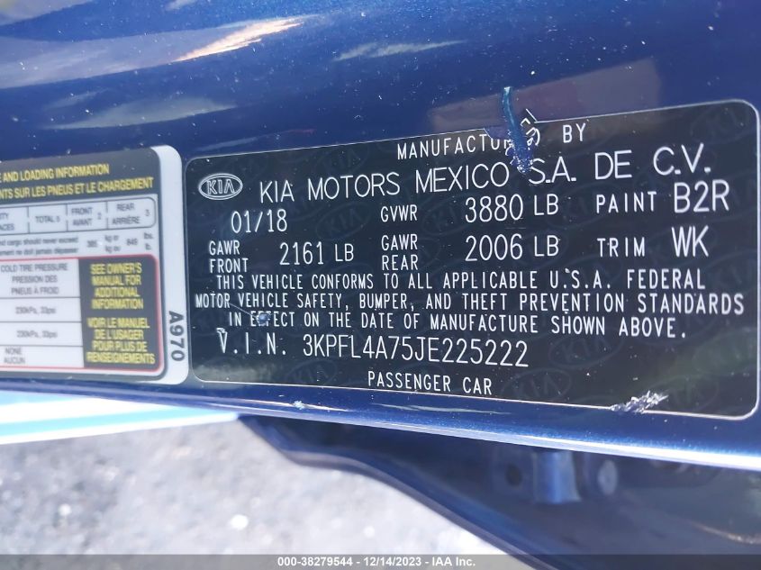 3KPFL4A75JE225222 2018 Kia Forte S