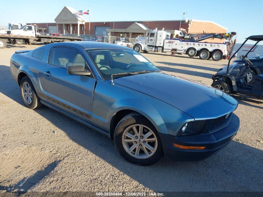 2007 Ford Mustang Deluxe/Premium VIN: 1ZVFT80N975308936 Lot: 38280464