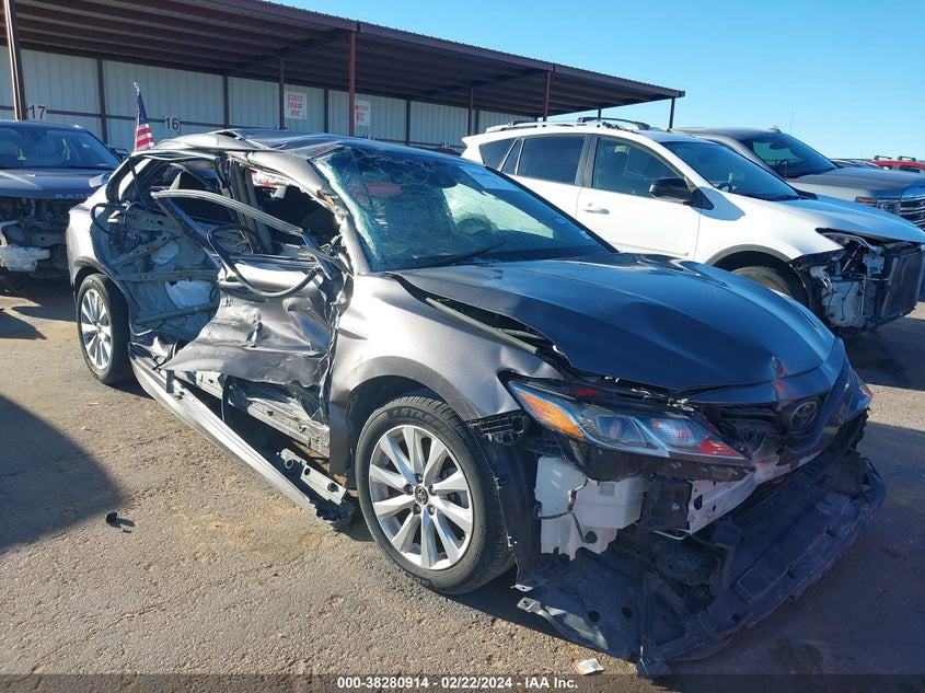 TOYOTA CAMRY LE 2020