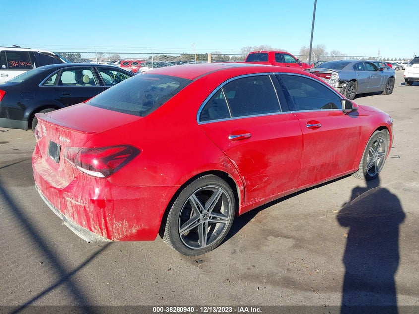 2019 Mercedes-Benz A-Class A 220 VIN: WDD3G4FB7KW020275 Lot: 38280940