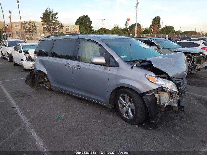 2011 Toyota Sienna Le VIN: 5TDKK3DC4BS007686 Lot: 38281133