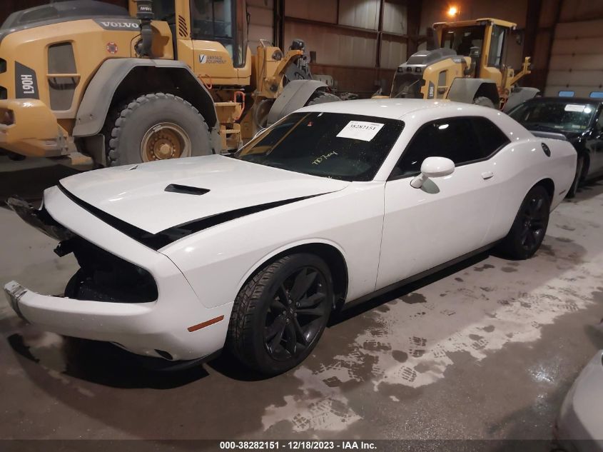 2C3CDZAG0JH305209 2018 Dodge Challenger Sxt