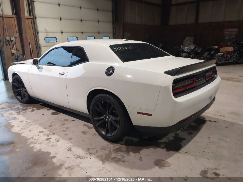 2018 Dodge Challenger Sxt VIN: 2C3CDZAG0JH305209 Lot: 38282151