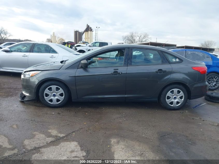 2016 Ford Focus S VIN: 1FADP3E27GL344058 Lot: 38282220