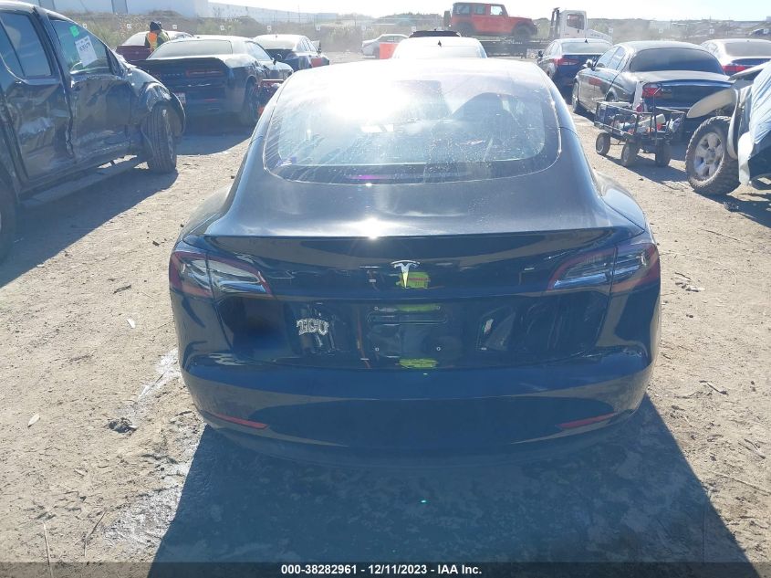 2018 Tesla Model 3 Long Range/Mid Range VIN: 5YJ3E1EA9JF028016 Lot: 38282961