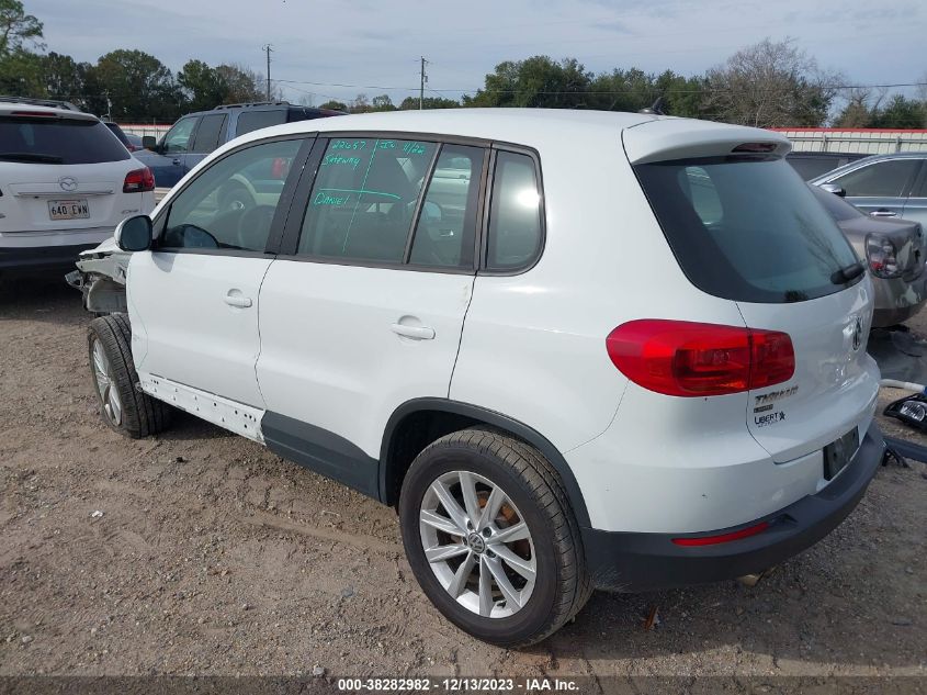 2017 Volkswagen Tiguan 2.0T (A6)/S VIN: WVGAV7AX8HK044107 Lot: 38282982