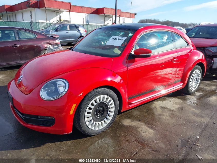 2013 Volkswagen Beetle 2.5L VIN: 3VWJP7AT4DM686299 Lot: 38283480