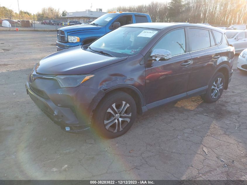 2T3BFREV6JW732503 2018 Toyota Rav4 Le